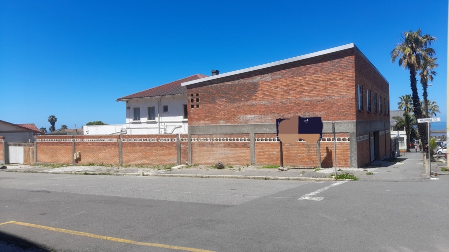Commercial Property for Sale in Quigney Eastern Cape